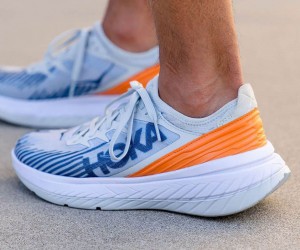 Hoka Carbon