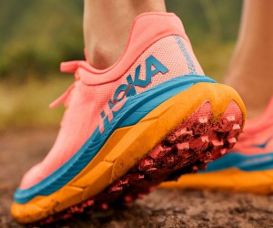 Hoka Tecton X