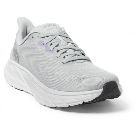 HOKA Women's Arahi 6 Black White 8